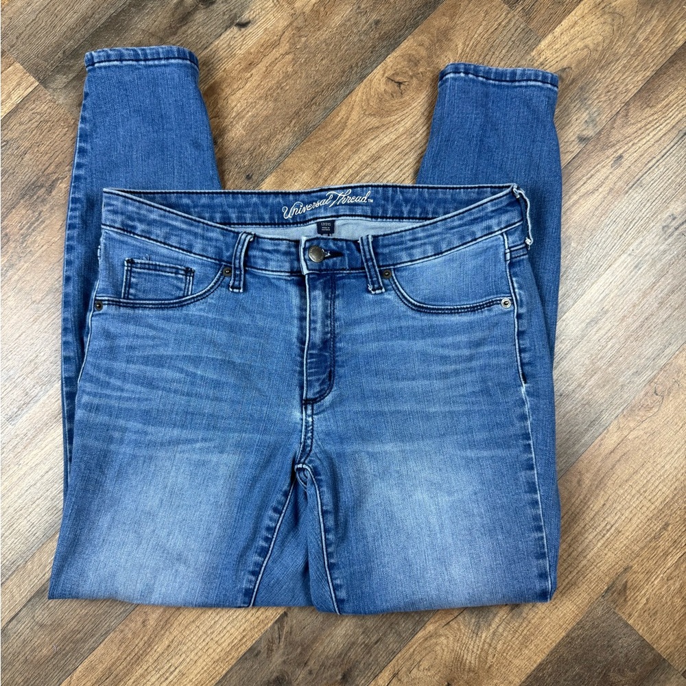 Universal Thread Classic Blue Jeans Women’s 12